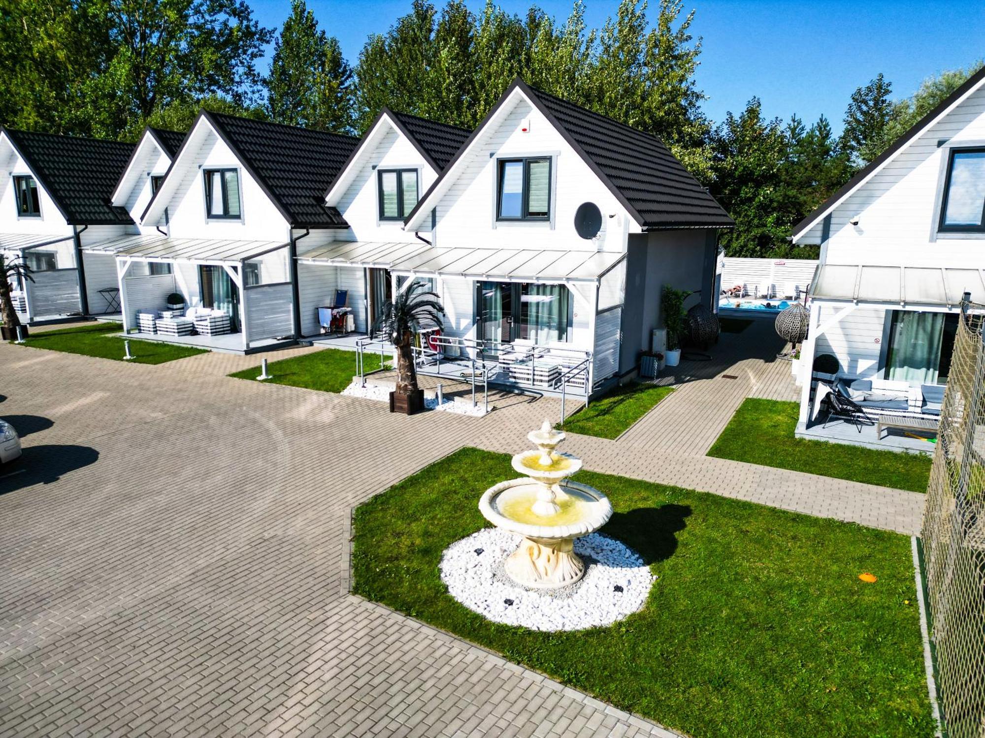 Domki Wakacyjne Wybrzeze Мельно Экстерьер фото
